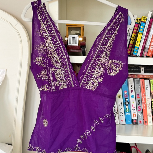 Tops - GORGEOUS HANDMADE TOP